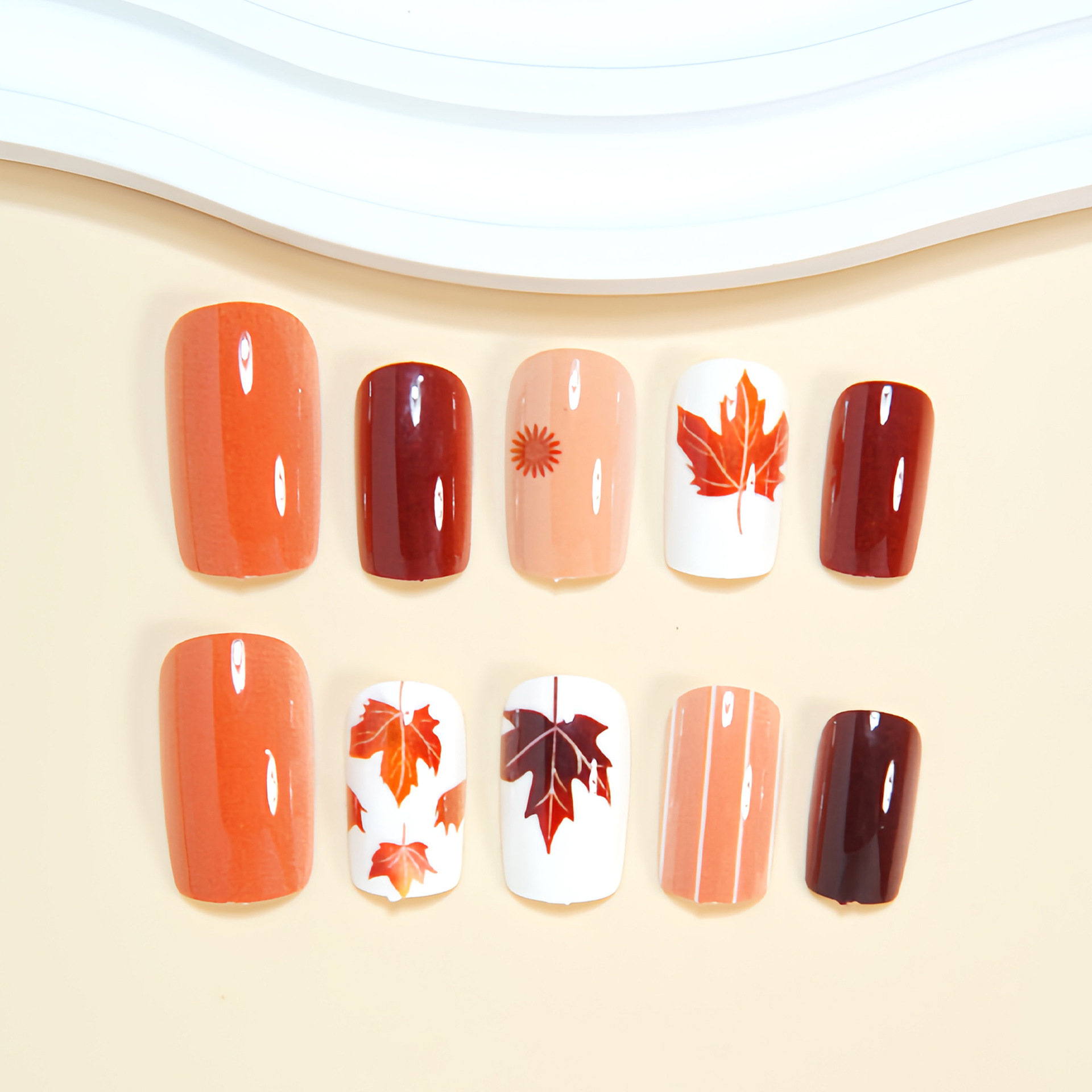 Kuku palsu ukuran sedang untuk - Nail Art Press On ulasan dan harga